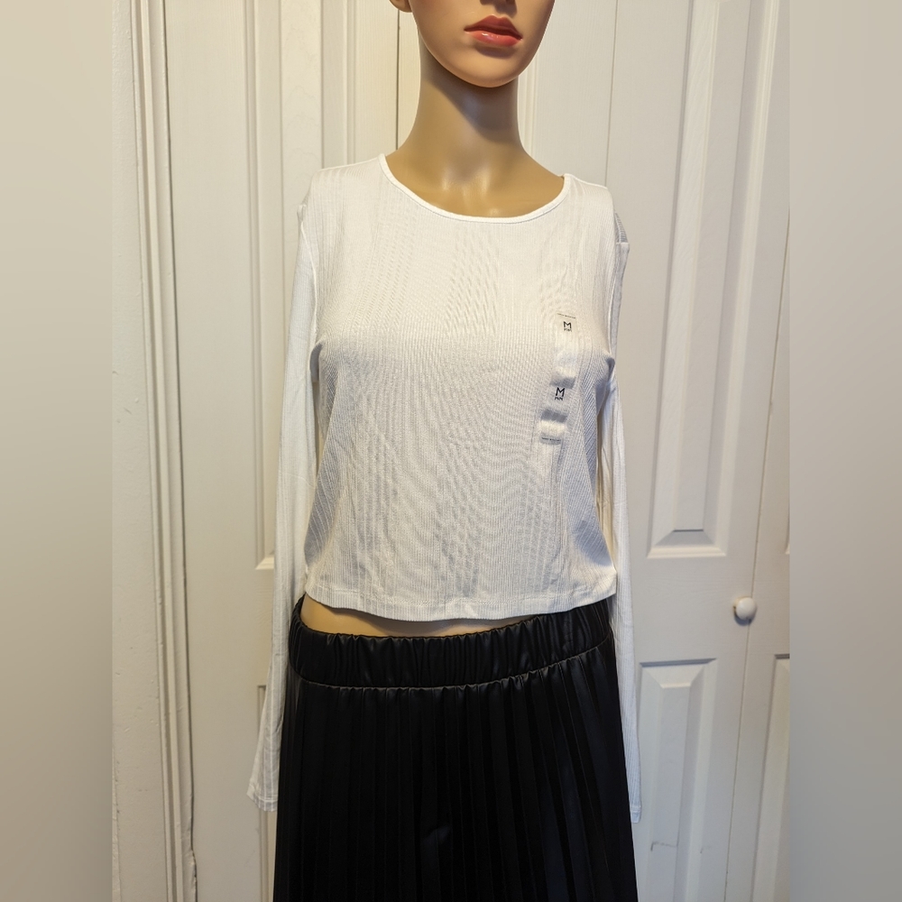 TOMMY HILFIGER Women's Long Sleeve Slim Scoop Neck Tee.